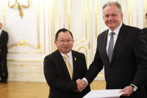 Ambassador Songsak Saicheua Presents the Letters of Credence to the President of the Slovak Republic