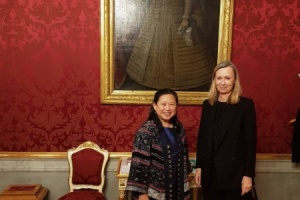 <strong>Read more about</strong><br />เอกอัครราชทูต ณ กรุงเวียนนาได้เข้าพบเอกอัครราชทูต Bettina Kirnbauer ที่ปรึกษาด้านต่างประเทศของนาย Alexander Van de Bellen ประธานาธิบดีสาธารณรัฐออสเตรีย เอกอัครราชทูต ณ กรุงเวียนนาได้เข้าพบเอกอัครราชทูต Bettina Kirnbauer ที่ปรึกษาด้านต่างประเทศของนาย Alexander Van de Bellen ประธานาธิบดีสาธารณรัฐออสเตรีย
